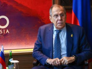Caso Lavrov: accuse, repliche e dibattito acceso, cosa sappiamo realmente?
