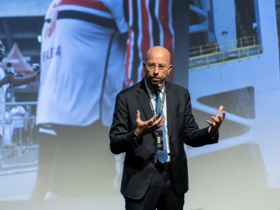 Il 5G vero in Italia: solo il 2 % degli utenti lo usa, le reti contengono ancora molti componenti cinesi