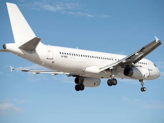 Indagine europea su pilota che fingeva di essere comandante per tre anni