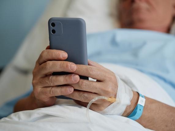 La voce dei cari in terapia intensiva può avere effetti positivi superiori ai farmaci