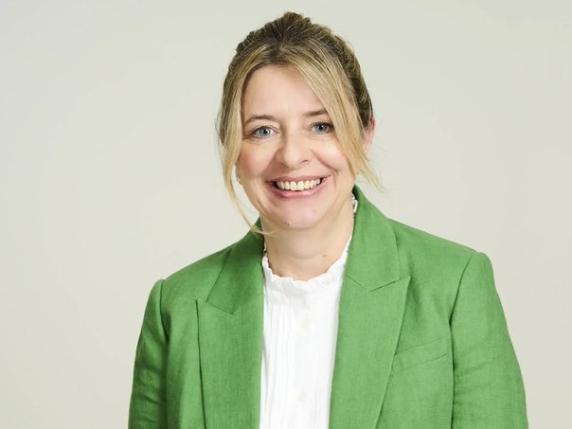 Rachel Cooke, scrittrice culinaria britannica, scomparsa a 56 anni