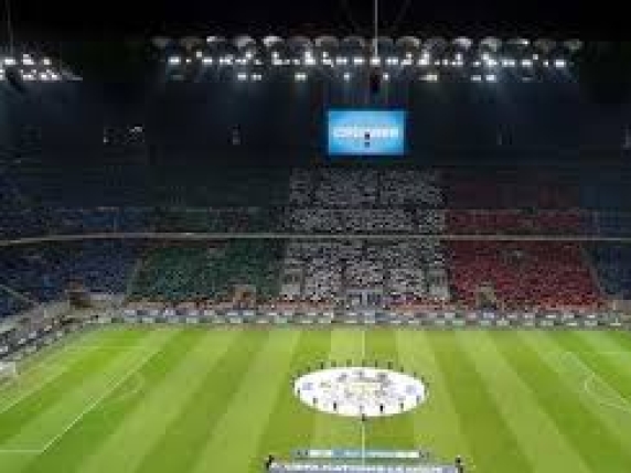 Addetto alle pulizie indagato per molestia di tifosa norvegese nei bagni del San Siro durante partita Italia‑Norvegia