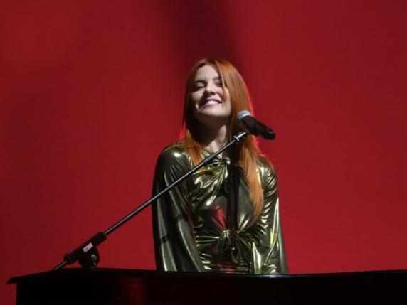 Noemi: nostalgia per la mancanza di profondità, nonostante il buon andamento della vita