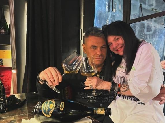 Gintoneria chiusa dopo inchiesta su spaccio e prostituzione: cliente speso un milione di euro in tre anni