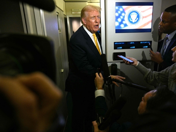 Trump insulta una giornalista di Bloomberg dopo domanda su Jeffrey Epstein