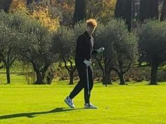 Novak Sinner si rilassa al Lago di Garda: resort a Salò e golf a Soiano