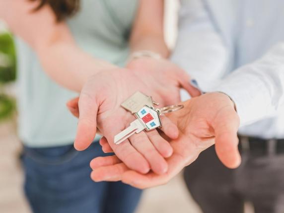 Piano Casa della Lega: affitti calmierati e agevolazioni per giovani, genitori separati e anziani fino al 2030