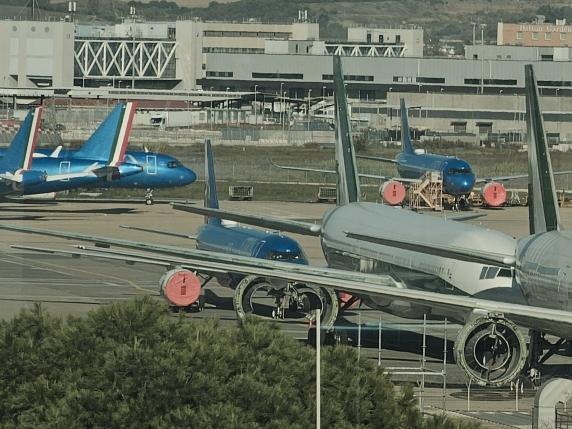 Ita Airways: 22 aerei sospesi per richiamo motori, 82 mila euro di danni al giorno