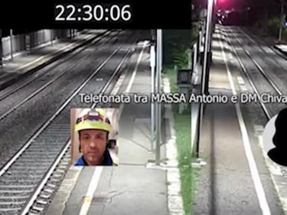Video mostra treno che colpisce cinque operai in zona industriale; caposcorta chiama soccorso