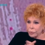 Un uomo chiede al funerale l'abito Dior già posseduto e la musica di Fresu