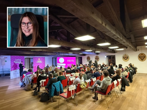 Psicologa Ameya Canovi: vivere in natura è meglio che stare davanti a schermi e cartoni animati