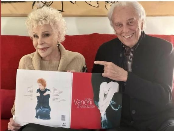 Mario Lavezzi: incontro con Renato Zero davanti al letto, sembrava dormire