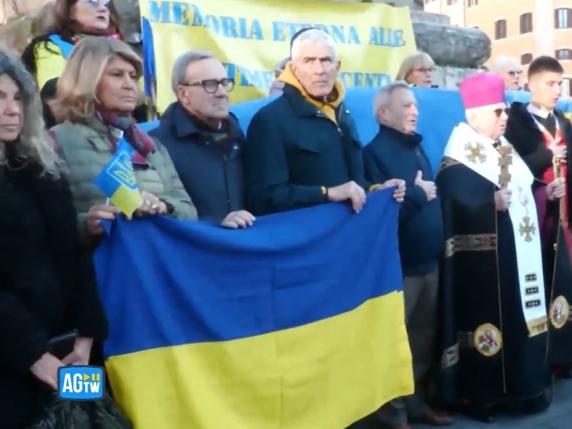 Manifestazione a Roma per l'Ucraina con Magi, Casini e Calenda