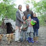 Famiglia in bosco a Palmoli: figli allontanati, cittadini insultano magistrata