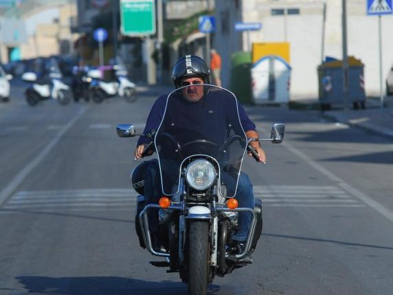 Michele Emiliano: l'ultimo giorno di governatore, presenta la figlia Ninetta e mangia orecchiette