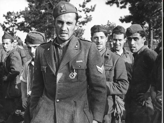 Indagine su ex guardia tedesca accusata di omicidi allo Stalag di Hemer