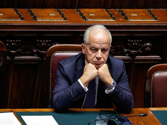 Piantedosi: gli scontri di Bologna non furono violenti, ma un attacco antisemitico