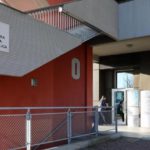 Ex-carabiniere condannato a braccialetto elettronico per controllo delle spese e dei messaggi della ex moglie