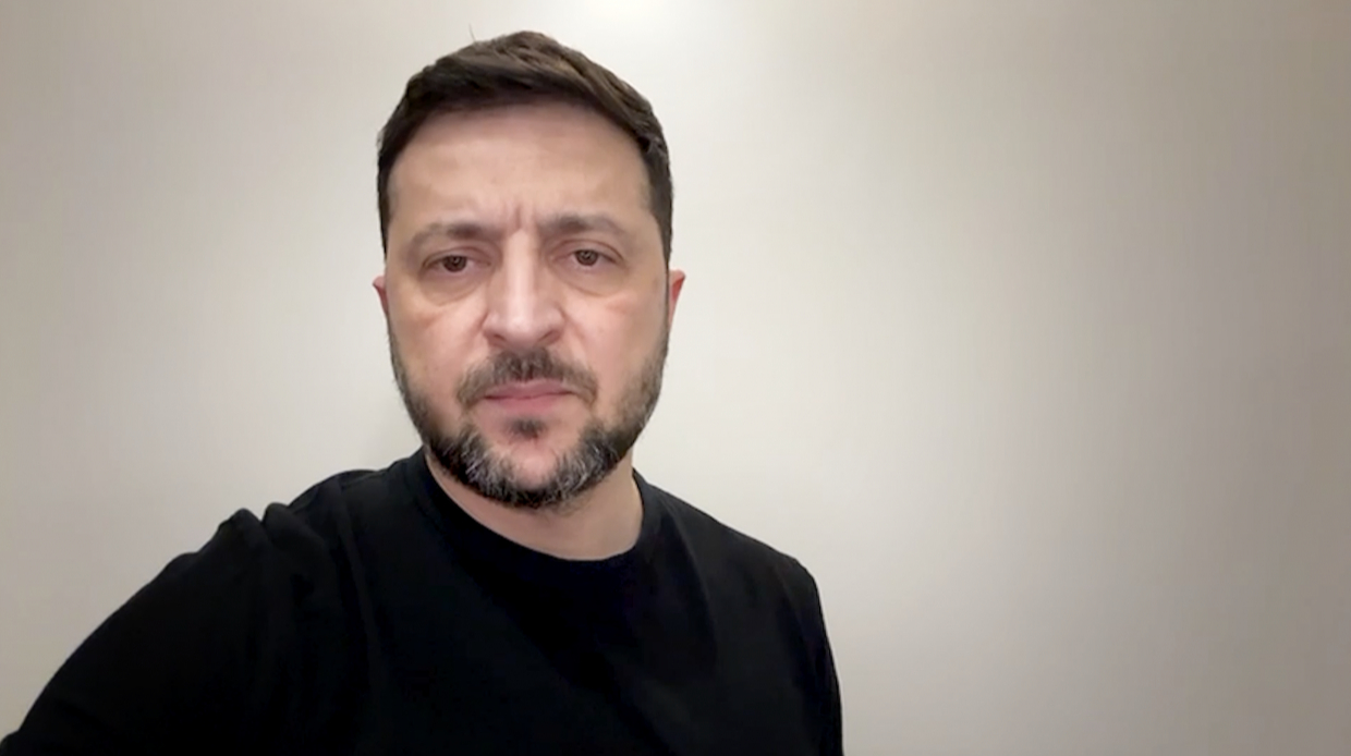 Zelenskyy avverte che l’influenza russa si sta diffondendo in Ucraina tramite alcuni attori locali