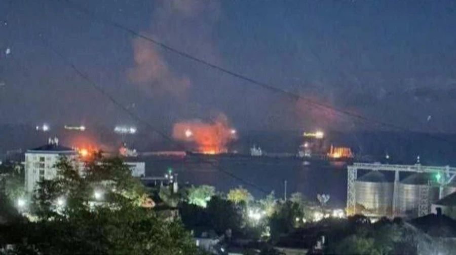 Attacco di droni navali al porto russo di Tuapse: danni e preoccupazione nella regione del Mar Nero