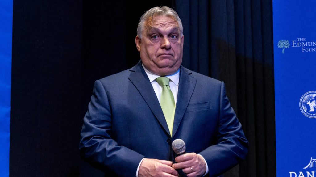 Orbán sostiene che l’Ucraina non può vincere e critica l’aiuto UE come dannoso