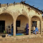 77 ragazze rapite in due scuole del nord‑ovest della Nigeria, uccisi insegnanti e guardiani