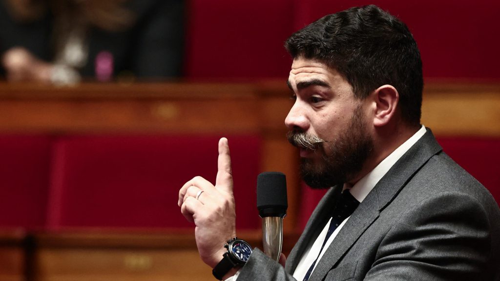 Minacce di morte contro l&#039;ex ministro Guillaume Kasbarian: una settimana di terrore per la sua legge &quot;antisquat&quot;