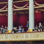 La Questione del Velo Islamico: Una Complessa Dialettica tra Politica, Diritto e Libertà di Espressione