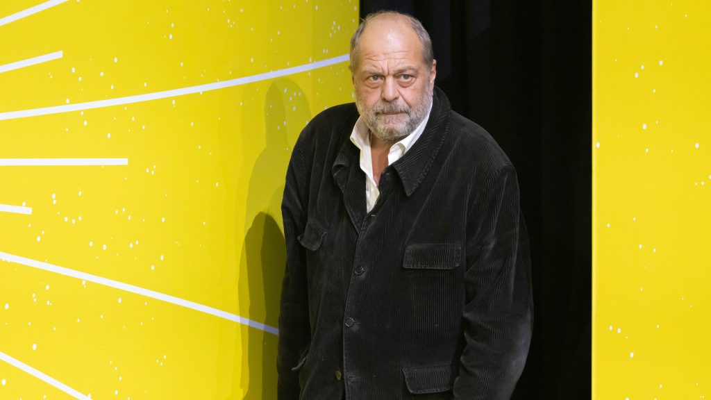 Dupond-Moretti contro i dissidenti di Macron: le possibili conseguenze per il partito francese