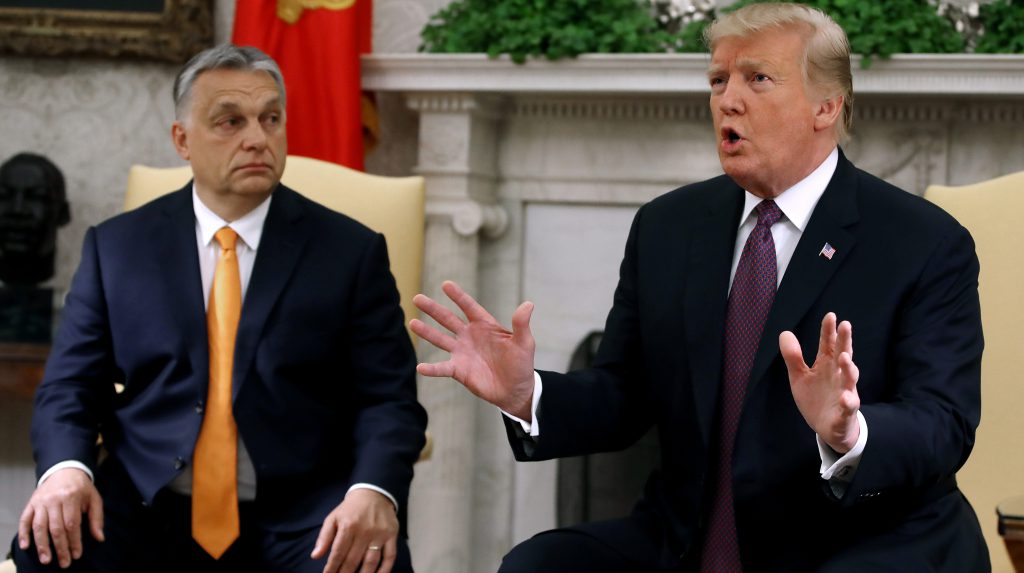 Incontro Trump-Orban: possibile revoca del veto ungherese all&#039;integrazione europea dell&#039;Ucraina

Approfondimento
L&#039;incontro tra il Presidente degli Stati Uniti Donald Trump e il Primo Ministro ungherese Viktor Orban potrebbe avere un impatto significativo sui rapporti tra Ucraina e Ungheria, e potrebbe influenzare la decisione dell&#039;Ungheria di revocare il veto ai progressi dell&#039;Ucraina nell&#039;UE. La posizione degli Stati Uniti in questo contesto potrebbe essere determinante, considerando la loro influenza sulla politica europea e la loro capacità di mediare tra le parti in conflitto.

Possibili Conseguenze
Se l&#039;Ungheria revoca il veto, l&#039;Ucraina potrebbe proseguire con i negoziati di adesione all&#039;UE, il che potrebbe avere un impatto positivo sull&#039;economia e sulla politica del paese. Ciò potrebbe anche rafforzare la posizione dell&#039;Ucraina nella regione e migliorare le sue relazioni con gli altri paesi europei. Tuttavia, è importante considerare anche le possibili conseguenze negative, come ad esempio la reazione dei paesi che si oppongono all&#039;adesione dell&#039;Ucraina all&#039;UE.

Opinione
Non è possibile esprimere un&#039;opinione oggettiva su questo argomento, poiché dipende da fattori politici e diplomatici complessi. Tuttavia, è chiaro che l&#039;incontro tra Trump e Orban è un evento importante che potrebbe influenzare i rapporti tra Ucraina e Ungheria, e potrebbe avere un impatto significativo sulla politica e sull&#039;economia dell&#039;Ucraina.

Analisi Critica dei Fatti
L&#039;incontro tra Trump e Orban è un evento importante che potrebbe influenzare i rapporti tra Ucraina e Ungheria, e potrebbe avere un impatto significativo sulla politica e sull&#039;economia dell&#039;Ucraina. È importante considerare i fattori politici e diplomatici che sono in gioco, e valutare le possibili conseguenze di questo incontro. Inoltre, è fondamentale considerare la posizione degli altri paesi europei e la loro influenza sulla politica dell&#039;UE.

Relazioni con altri fatti
L&#039;incontro tra Trump e Orban è collegato ai rapporti tra Ucraina e Ungheria, e potrebbe influenzare la decisione dell&#039;Ungheria di revocare il veto ai progressi dell&#039;Ucraina nell&#039;UE. Inoltre, questo evento è anche collegato alla politica europea e alla posizione degli Stati Uniti nella regione. È importante considerare le relazioni tra questi paesi e le loro influenze sulla politica internazionale.

Contesto storico
I rapporti tra Ucraina e Ungheria sono complessi e hanno una storia lunga e complessa, con momenti di tensione e di cooperazione. La storia di questi rapporti è influenzata da fattori politici, economici e culturali, e ha avuto un impatto significativo sulla politica e sull&#039;economia della regione. È importante considerare questo contesto storico per comprendere meglio le dinamiche attuali e le possibili conseguenze dell&#039;incontro tra Trump e Orban.

Fonti
La fonte di questo articolo è Ukrinform, come riportato da European Pravda. Il sito della fonte rss è Ukrinform.