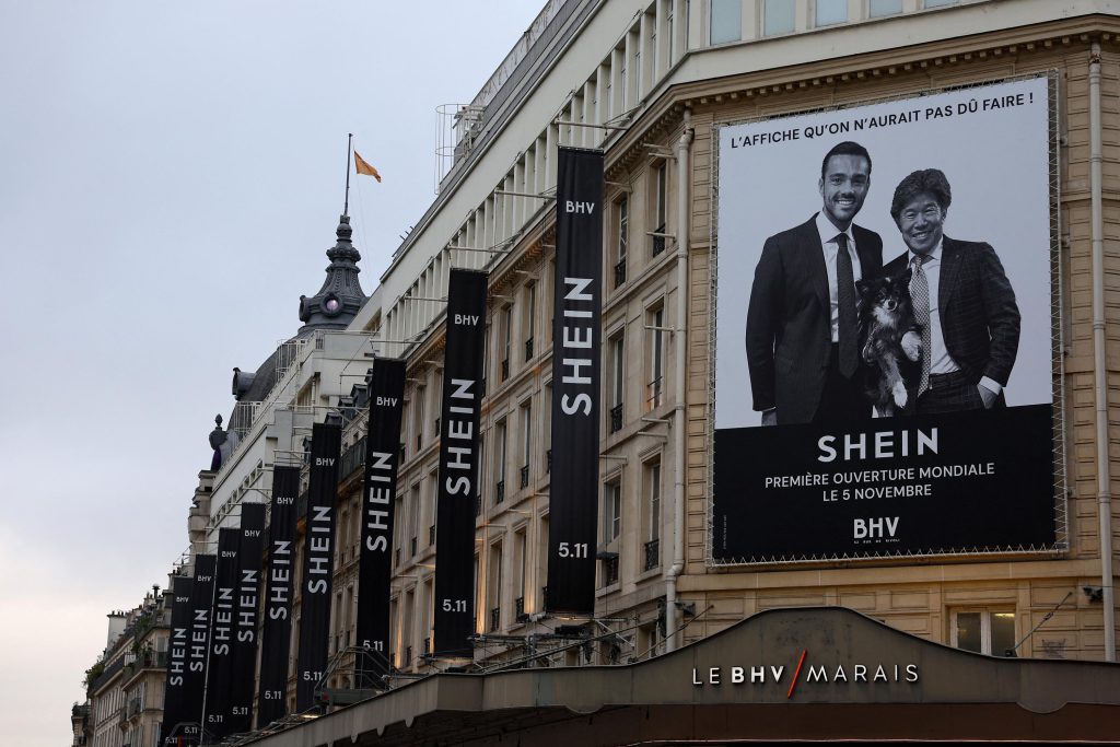 La pressione politica sale contro Shein in Francia dopo la scoperta di bambole con caratteristiche pedopornografiche