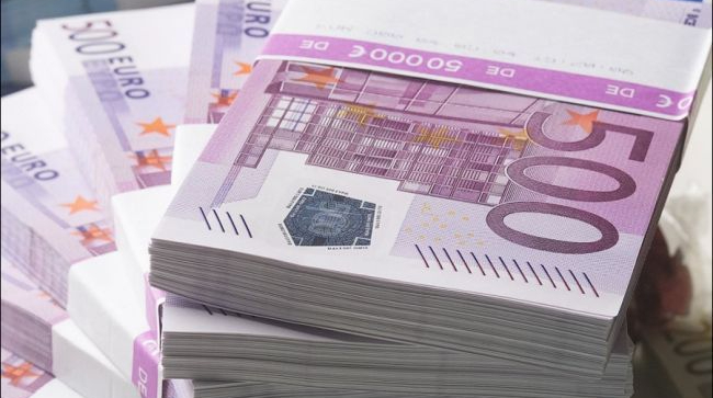 Unione Europea eroga 1,35 miliardi di euro all&#039;Ucraina nonostante ritardi nelle riforme