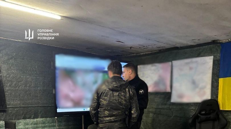 Operazione speciale in Ucraina: il Servizio di Intelligence della Difesa contrasta l&#039;espansione russa a Pokrovsk 

Introduzione
Il Servizio di Intelligence della Difesa dell&#039;Ucraina ha reso noto che una sua operazione speciale è attualmente in corso nella città di Pokrovsk, situata nell&#039;oblast di Donetsk. L&#039;obiettivo di questa operazione è contrastare i tentativi russi di espandere il loro vantaggio di fuoco sulle rotte logistiche nell&#039;area di responsabilità, coinvolgendo ulteriori reparti di unità speciali.

Approfondimento
La situazione a Pokrovsk è caratterizzata da una forte tensione, con combattimenti intensi in corso. L&#039;operazione speciale del Servizio di Intelligence della Difesa dell&#039;Ucraina mira a stabilizzare la situazione e impedire ai russi di espandere il loro controllo sulla zona, garantendo la sicurezza delle rotte logistiche.

Possibili Conseguenze
Le conseguenze di questa operazione potrebbero essere significative, sia per la situazione militare che per la popolazione civile. È fondamentale seguire gli sviluppi della situazione per comprendere appieno le implicazioni e valutare gli esiti potenziali.

Opinione
Non è possibile esprimere un&#039;opinione in questo momento, in quanto le informazioni disponibili sono limitate e la situazione è in continua evoluzione. È essenziale attendere ulteriori sviluppi e informazioni per poter formulare un&#039;opinione informata e obiettiva.

Analisi Critica dei Fatti
L&#039;analisi critica dei fatti rivela che la situazione a Pokrovsk è complessa e che l&#039;operazione speciale del Servizio di Intelligence della Difesa dell&#039;Ucraina è solo uno degli aspetti di un conflitto più ampio. È cruciale considerare tutti gli elementi coinvolti per comprendere appieno la situazione e valutare le strategie adottate.

Relazioni con altri fatti
La situazione a Pokrovsk è legata ad altri eventi e sviluppi nella regione, tra cui l&#039;intensificarsi dei combattimenti e le operazioni militari in corso. È importante considerare questi fattori per comprendere appieno la situazione e le sue connessioni con il contesto più ampio.

Contesto storico
Il conflitto in Ucraina ha una lunga storia e la situazione a Pokrovsk è solo uno degli aspetti di un conflitto più ampio. È fondamentale considerare il contesto storico per comprendere appieno le radici del conflitto e le possibili soluzioni, nonché per valutare l&#039;evoluzione della situazione nel tempo.

Fonti
La fonte di queste informazioni è il Servizio di Intelligence della Difesa dell&#039;Ucraina (DIU) e il sito web di Ukrainska Pravda, una nota fonte di notizie ucraina.