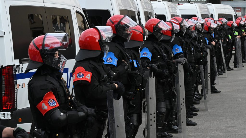 L&#039;algoritmo di X: Rosalía, razzismo e la critica ai giornalisti