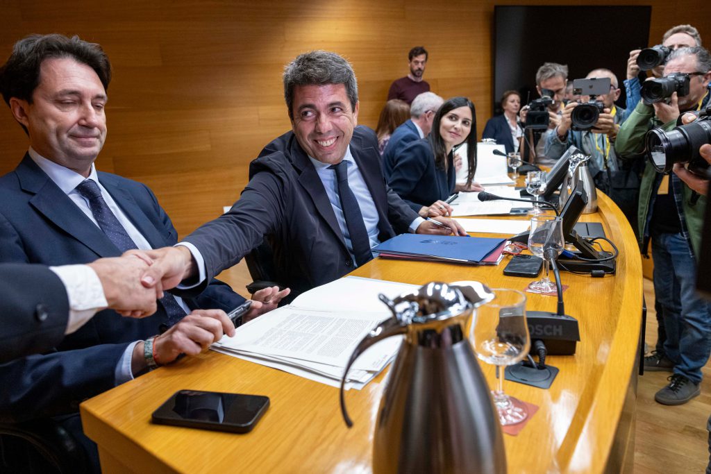 Carlos Mazón convocato alla commissione del Congresso per indagare sulla tragedia della dana