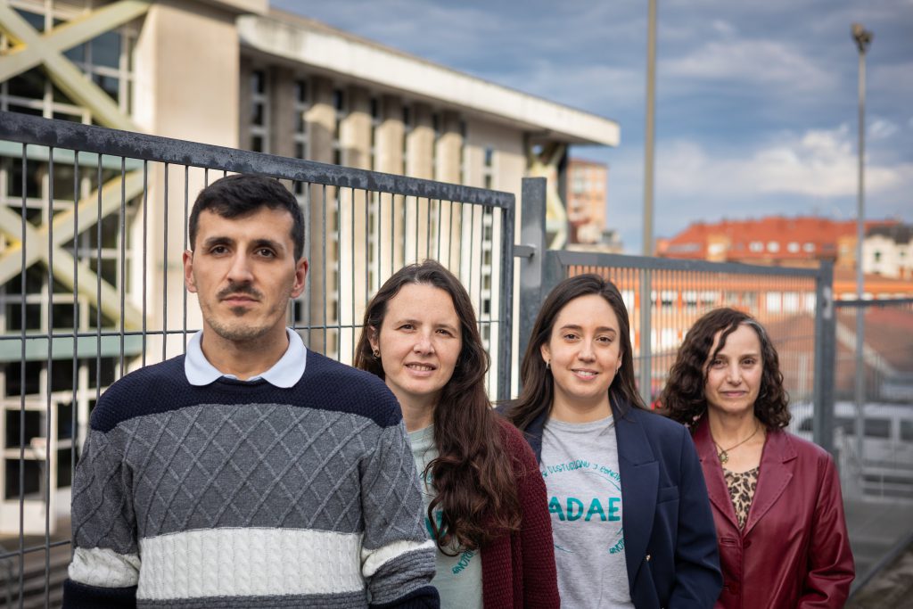 I professori di asturiano affrontano precarietà: contratti interinali e incertezza pensionistica