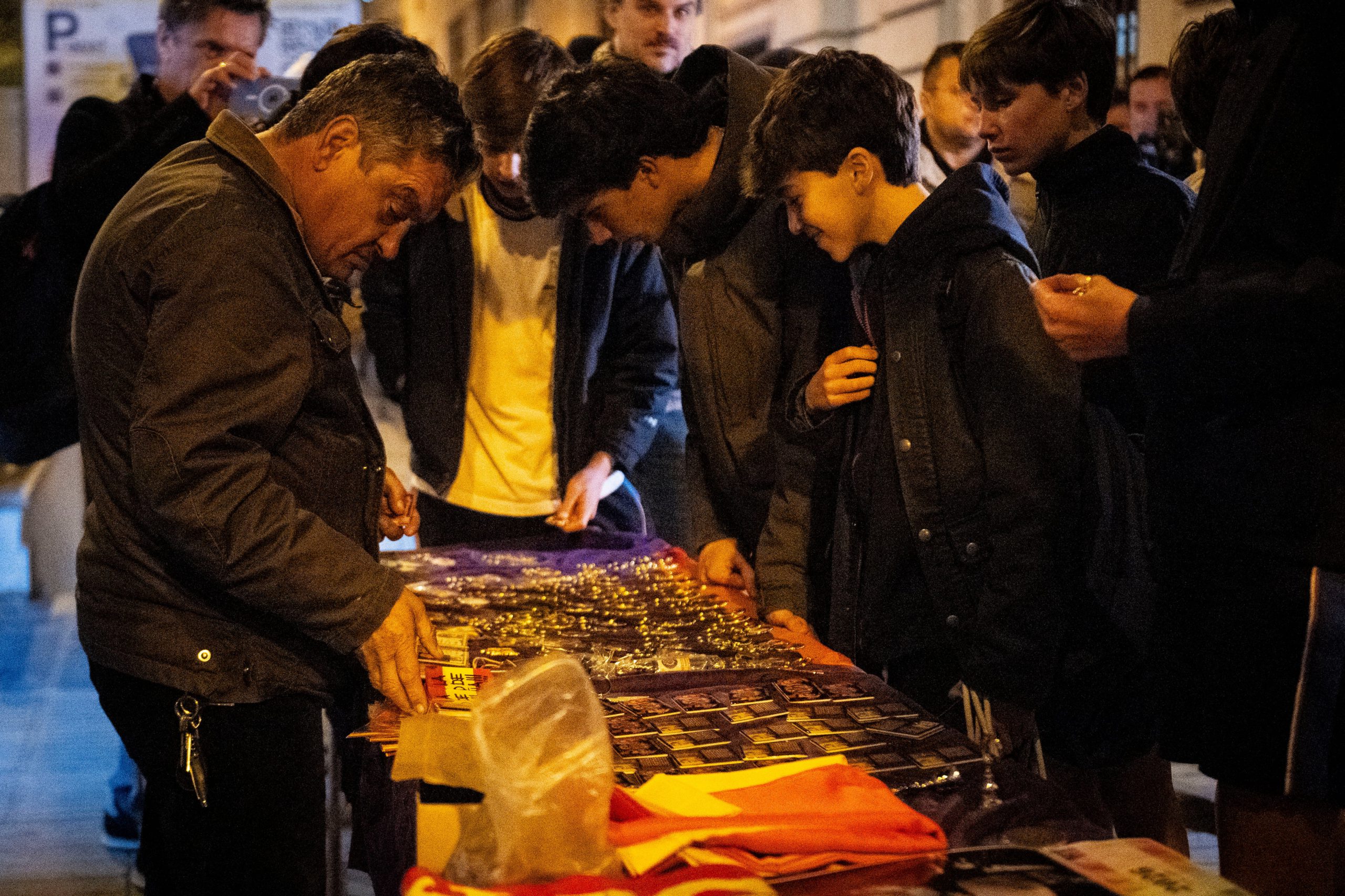 Franco: la dittatura paragonata al tabacco e la sfida della liberazione