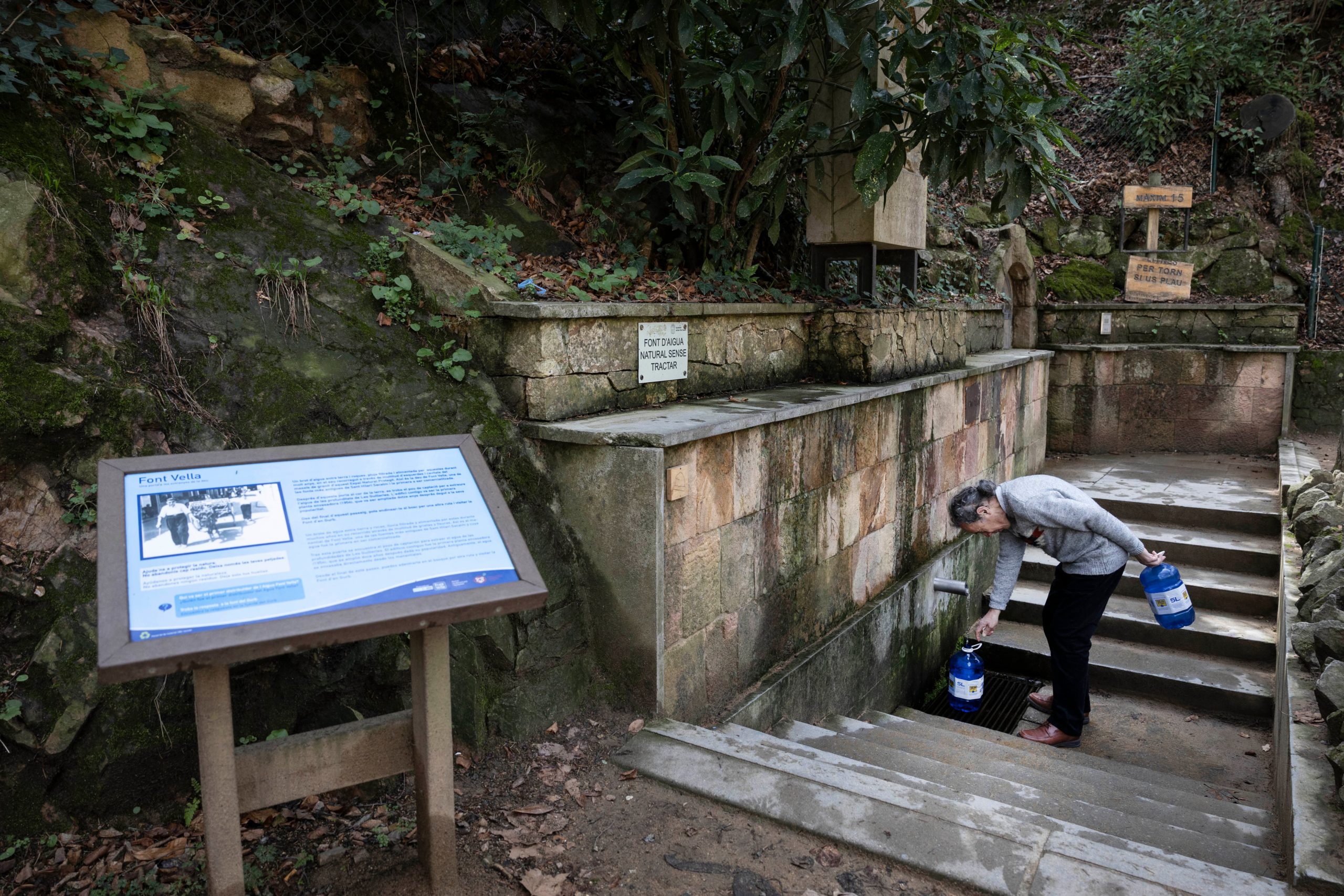 Aumento delle bollette d’acqua a Font Vella provoca proteste e richieste di riforma tariffaria