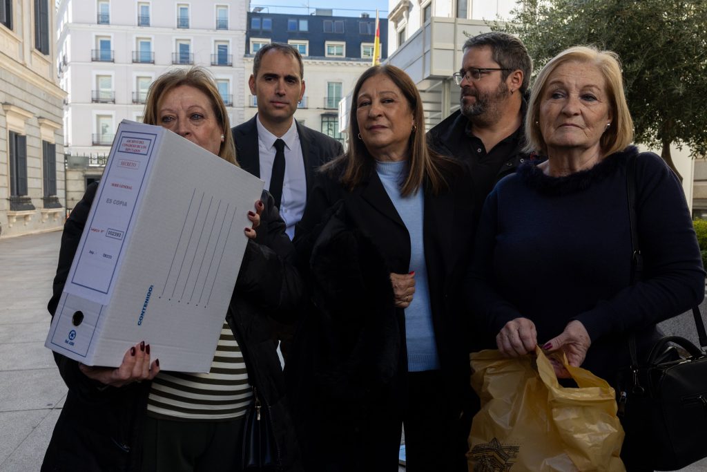 Ricordo di una manifestazione pacifica a Siviglia nel 1977: libertà, amnistia e autonomia