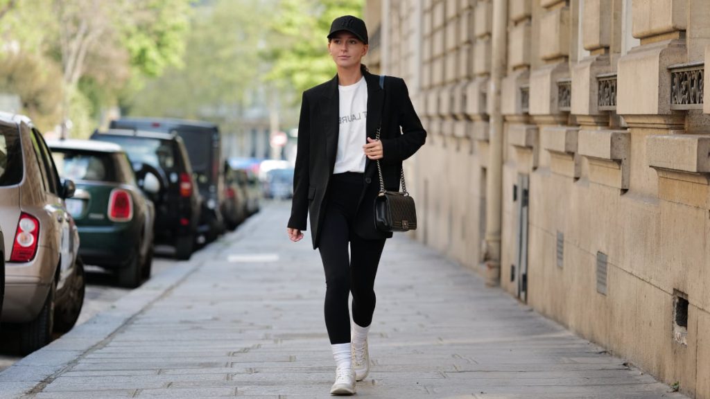 Leggings termiche sotto 12 euro: calore e stile a basso costo su Amazon