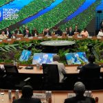 Crisi climatica: il cardinale Parolin sottolinea l'impatto umanitario devastante e la necessità di azioni immediate per proteggere il pianeta e le sue risorse