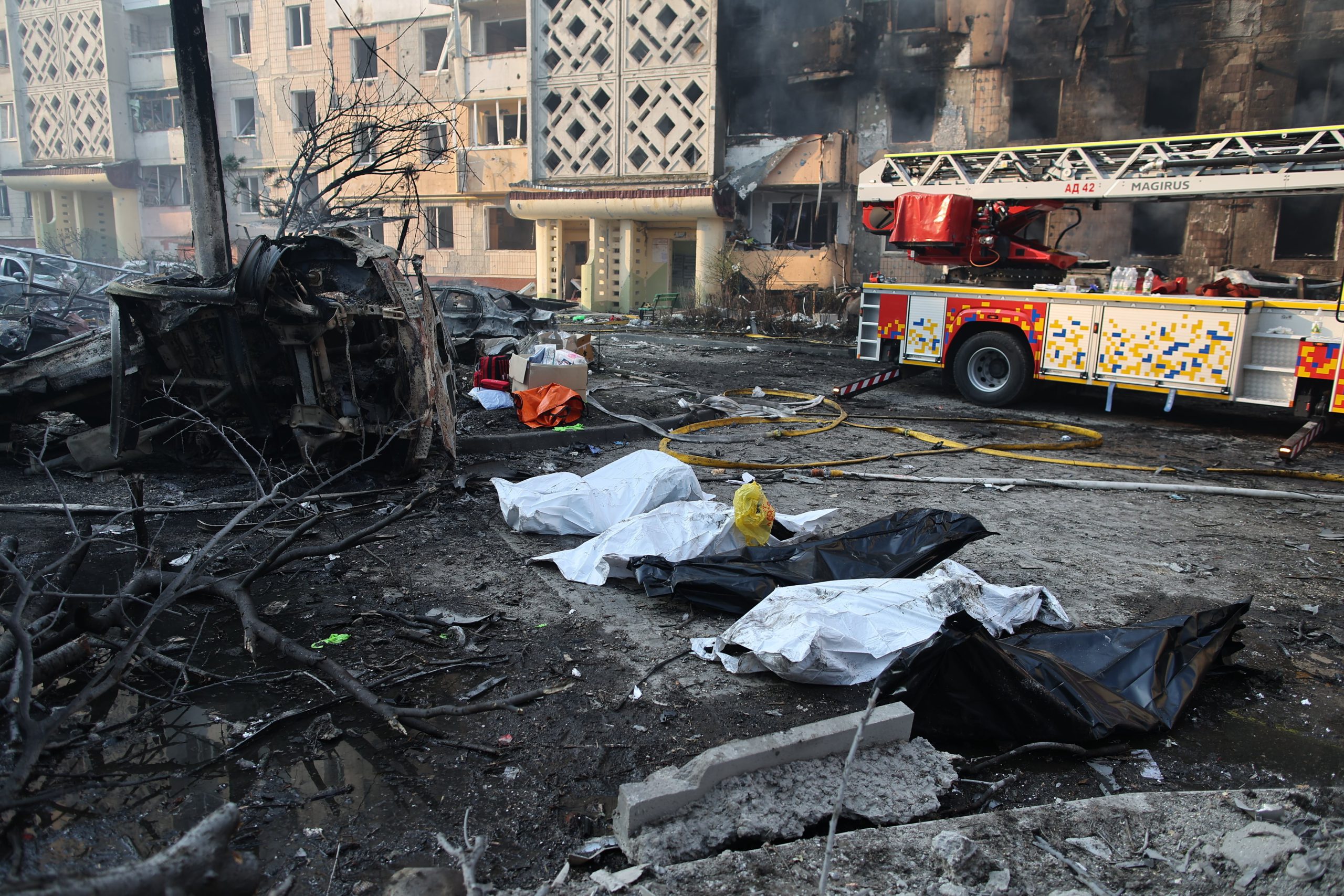 Bombardamento russo a Ternopil provoca almeno 20 morti e oltre 60 feriti