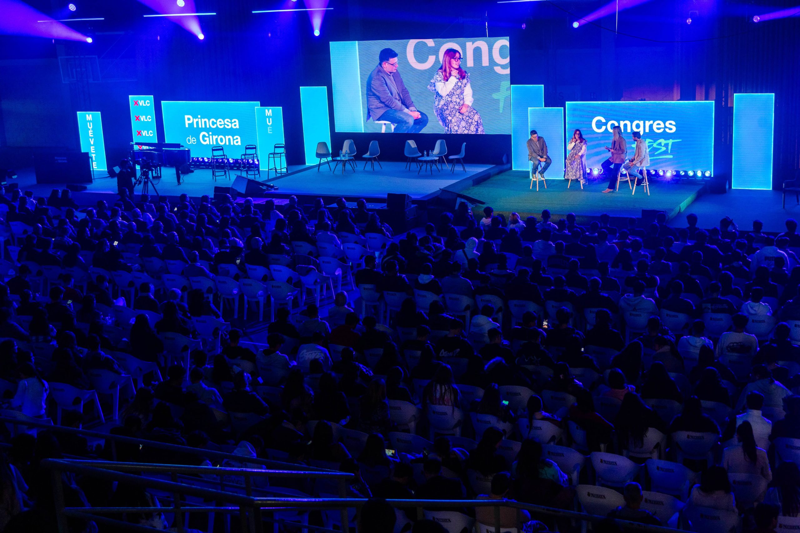 900 studenti delle comunità valenciane colpite dalle inondazioni celebrano talento e innovazione per la ricostruzione