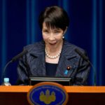 La prima ministra giapponese Sanae Takaichi confessa di dormire solo 2‑4 ore al giorno.