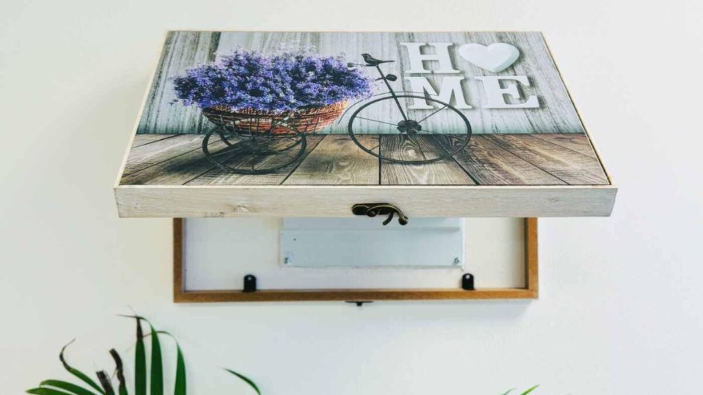 Coperture decorative per il contatore di luce: 5 soluzioni per nascondere l&#039;elemento tecnico