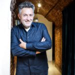 Mikel Santiago: il successo può spingere uno scrittore a voler nascondersi