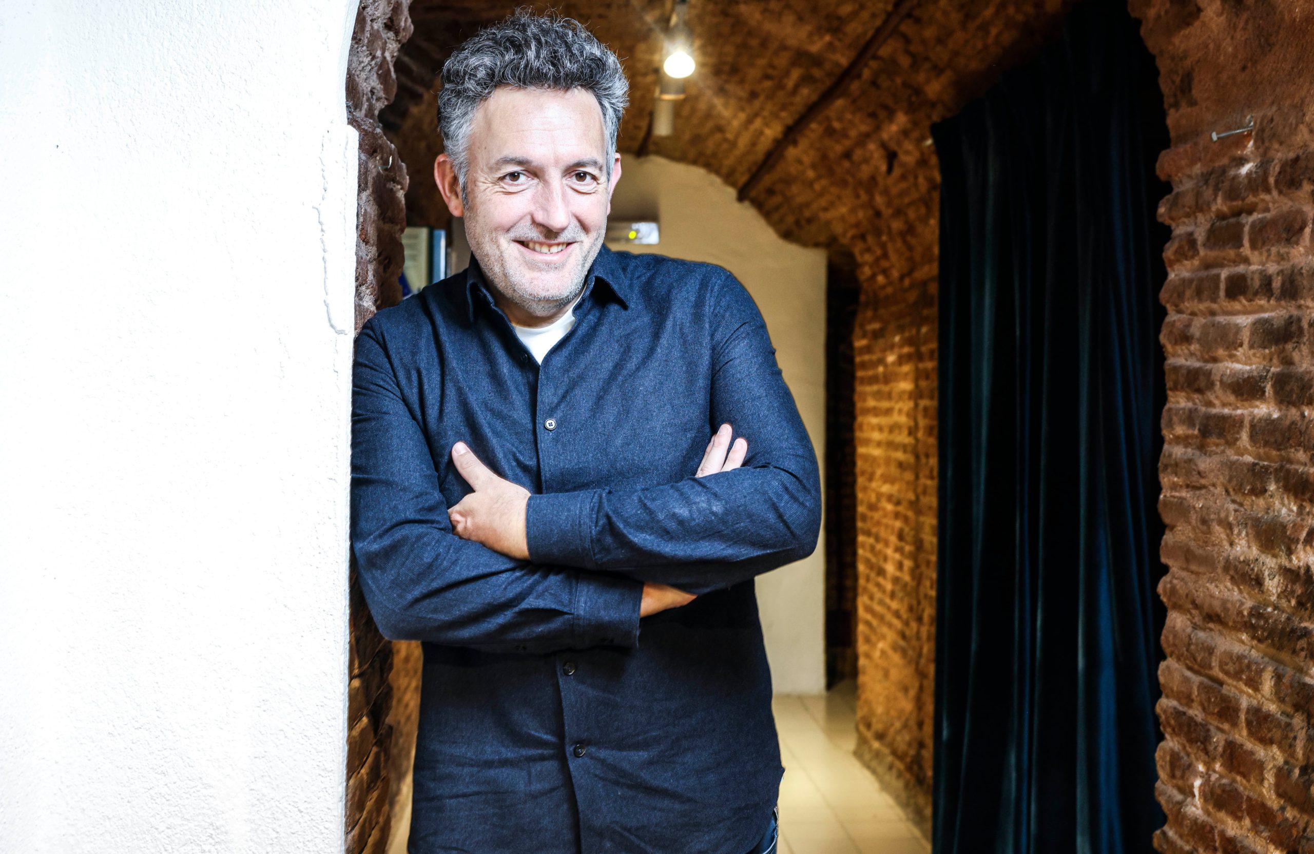 Mikel Santiago: il successo può spingere uno scrittore a voler nascondersi