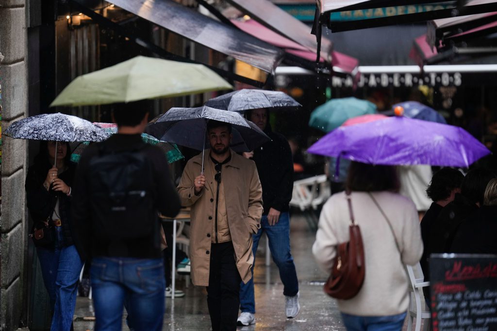 Gelate e piogge in Spagna: una settimana di freddo intenso.