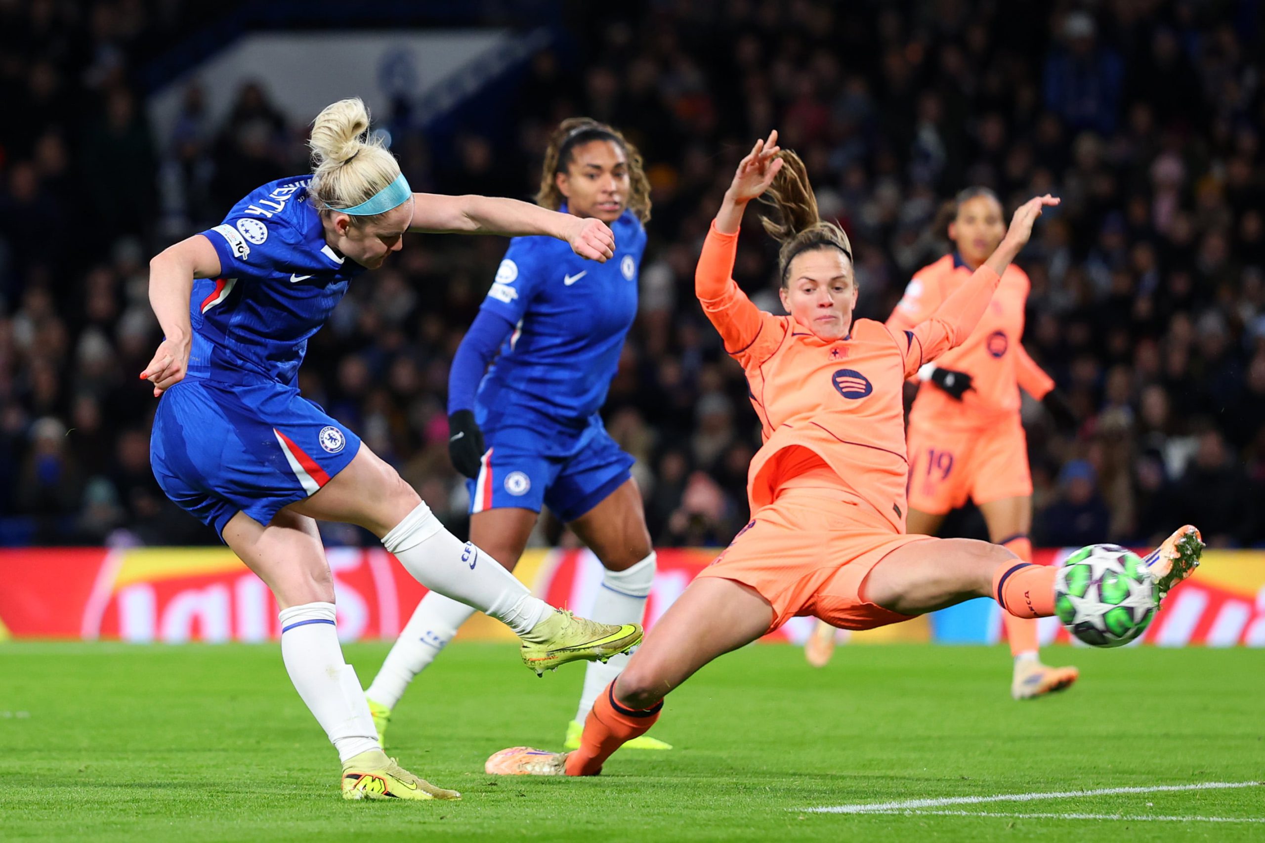 Barça e Chelsea si pareggiano 1-1 in Champions, blackout nella prima metà