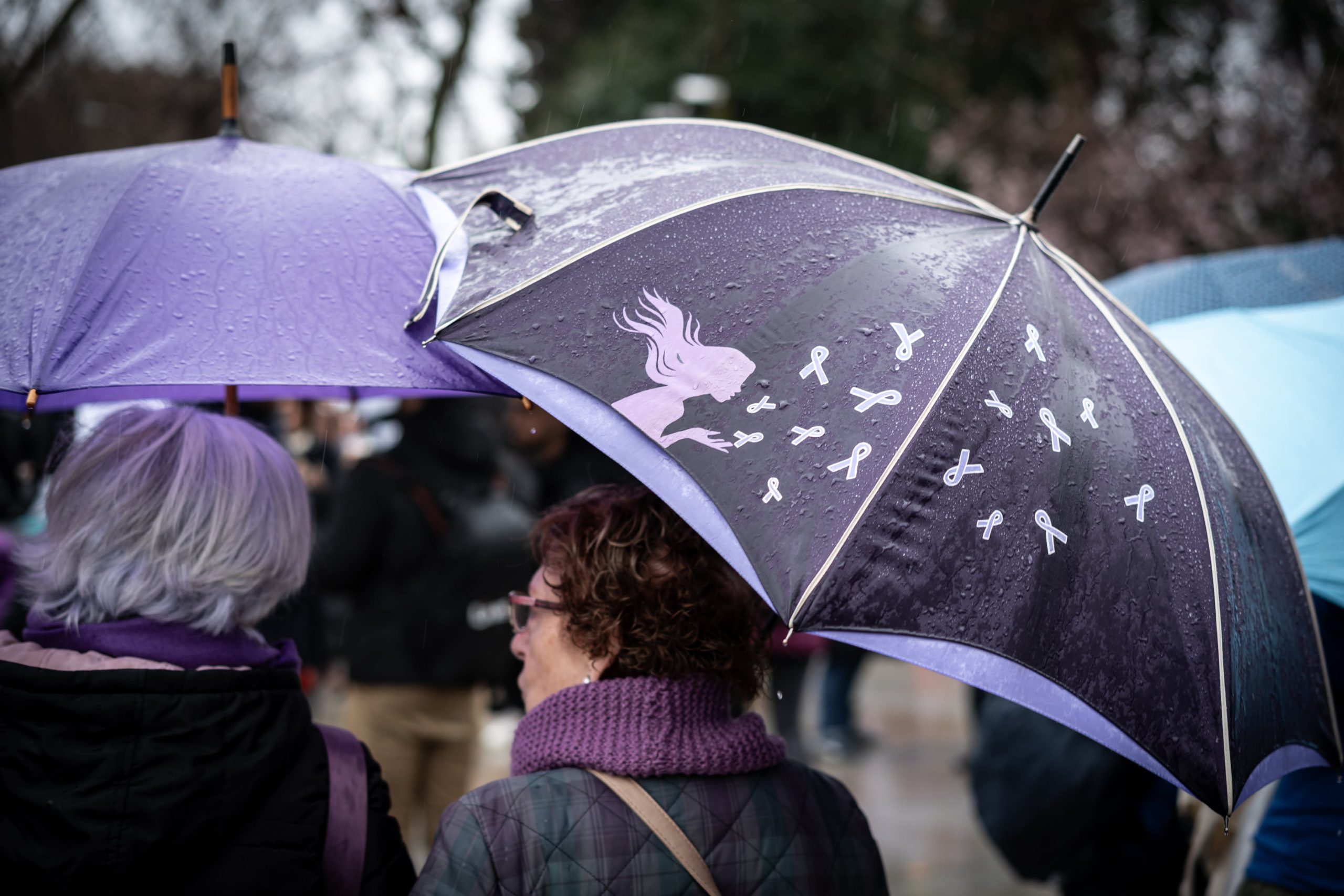 Aumento dei reati sessuali e diminuzione dei femminicidi nella Comunità di Madrid: Ayuso rifiuta legge sull'uguaglianza